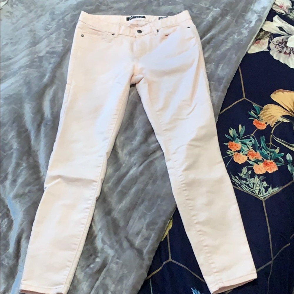 Pink skinny jeans